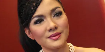 Vicky Shu Bingung Definisikan Musiknya