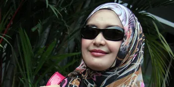 Edies Adelia: Jilbab Tak Ganggu Karir