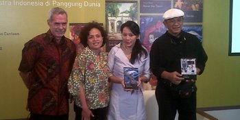 Masuk The Modern Library of Indonesia, Dewi Lestari Bangga