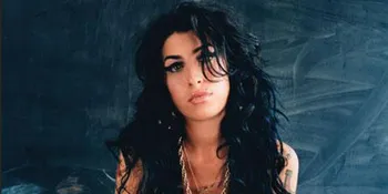 Amy Winehouse Keluar Rehab Demi Tur