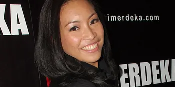 Rahayu Saraswati, Ciuman Pun Perlu Profesionalisme