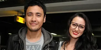 Ello - Julie Estelle Saling Mengerti