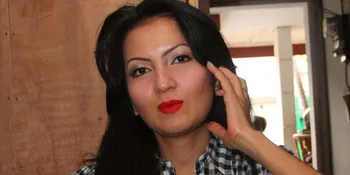 Five Vi Tolak Jadi Setan, Mau Jadi Drakula