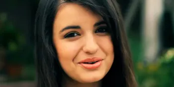 Rebecca Black 'Diusir' Dari Youtube