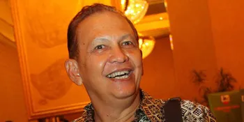 Roy Marten Pegang Teguh Kepercayaan Keluarga