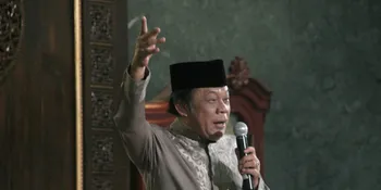 KH Zainuddin MZ Dimakamkan