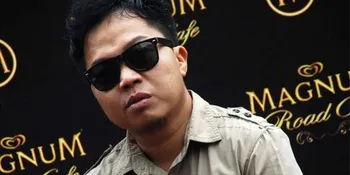 Sandhy Sondoro Pendatang Baru Terbaik AMI 2011