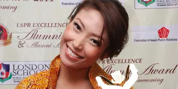 Ayu Dewi Pengen Umroh Sebulan Sekali