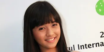 Putri Ayu Kapok Berpacaran