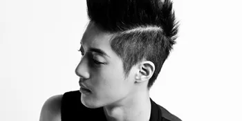 Kim Hyun Joong Kalahkan Lady Gaga