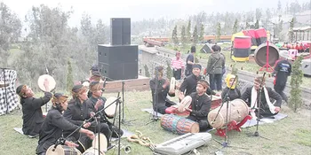 Suguhan Musik Etnik di Jazz Gunung 2011