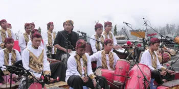 Kramat Madura Sajikan Musik Barang Bekas di Jazz Gunung '11