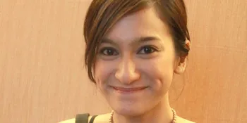 Stefanie Theresia, Enjoy Jadi Ibu Muda