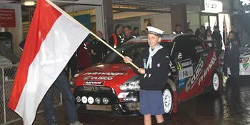 Rifat Sungkar Lakukan Start Rally New Zealand