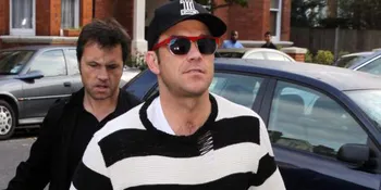 Robbie Williams Keracunan, Take That Batal Konser