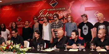 Java Rockin Land 2011 Hari Pertama Sedot Ribuan Penonton