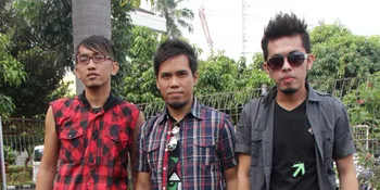 Lepas Dari Emotion, Album Drive Band Molor