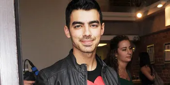 Joe Jonas Resmi Jadi Pembuka Konser Britney Spears