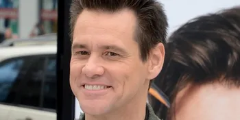 Jim Carrey Pamer Lukisan di 'MR. POPPER'S PENGUINS'