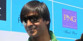 Vivek Oberoi Tuntut Balik Agicha!