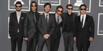 Linkin Park Peduli Pengungsi Gunung Lokon