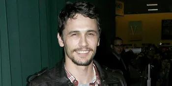 James Franco Nyaris Ketiduran Saat Piloti Pesawat