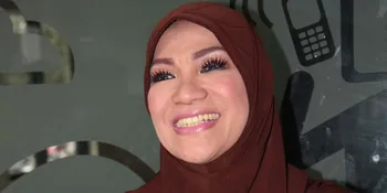 Dorce Tantang Asep Sumpah Pocong