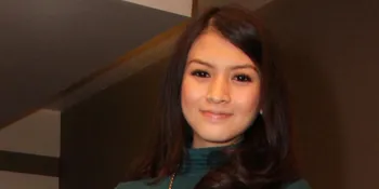 Donita Ingin Ajak Keluarga ke Mekkah