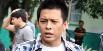 Ariel 'Ngabuburit' Main Futsal