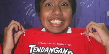 Joshua Berenang di Kolam Dingin Demi Film