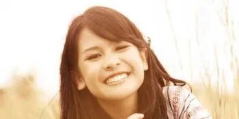 Maudy Ayunda Mantapkan Diri di Dunia Nyanyi