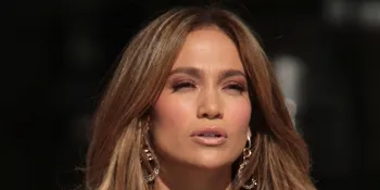 Jennifer Lopez Sempat Berniat Mundur Dari 'IDOL'
