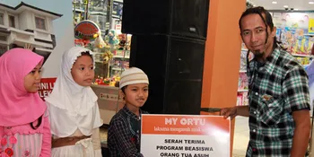 Pas Band Beri Beasiswa Untuk Pelajar Berprestasi