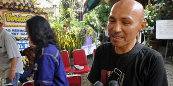 Ngefans, Anas Urbaningrum Hadiri Konser Amal Untuk Utha