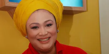 Cita-Cita Dewi Hughes Terkabulkan