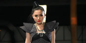 Vicky Shu, Kostum dan Aransemen di Single Baru