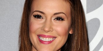 Hati Alyssa Milano Membesar 3 Kali Lipat?
