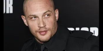 Tom Hardy Alami Patah Tulang Jari di Lokasi Syuting