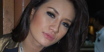 Shinta Bachir Belajar ke Penjual Nasi