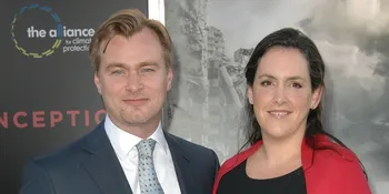 Christopher Nolan Paling Pintar Bikin Orang Santai
