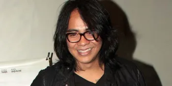 Ferdy Tahier Ragukan Identitas Anaknya?