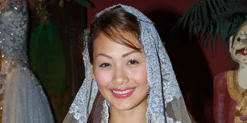 Prosesi Siraman Indah Kalalo