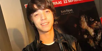 Logat Betawi, Stefan Williams Kesulitan