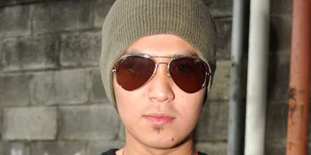 Godaan Dennis Jelang Pernikahan