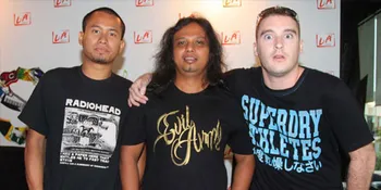 Album Gugun Blues Shelter Lebih Laku di New York