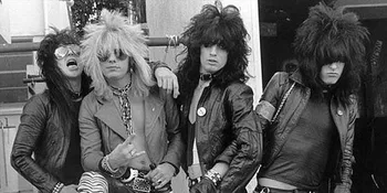 Karena Twitter, Motley Crue Batal ke Indonesia