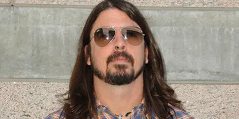 Dave Grohl Mundur Dari Nirvana Gara-Gara Kurt Cobain