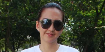 Donna Agnesia Kenalkan Nasionalisme Pada Anak-Anak