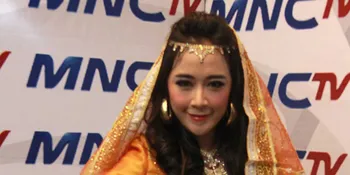 Uut Permatasari Angkat Budaya Lewat Kostum