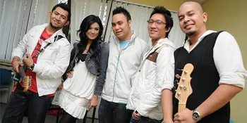 Kangen Akting, Delia Hengkang Dari Ecoutez